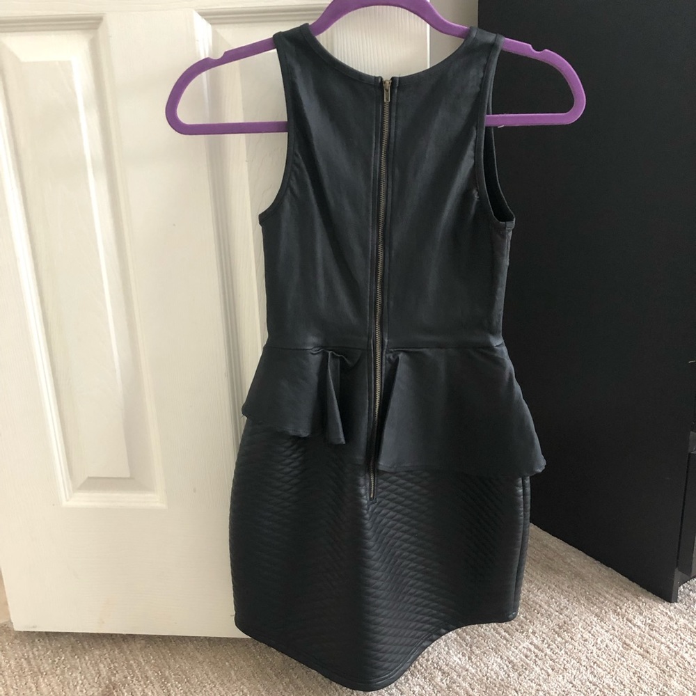 Fun LBD! - Picture 3 of 3